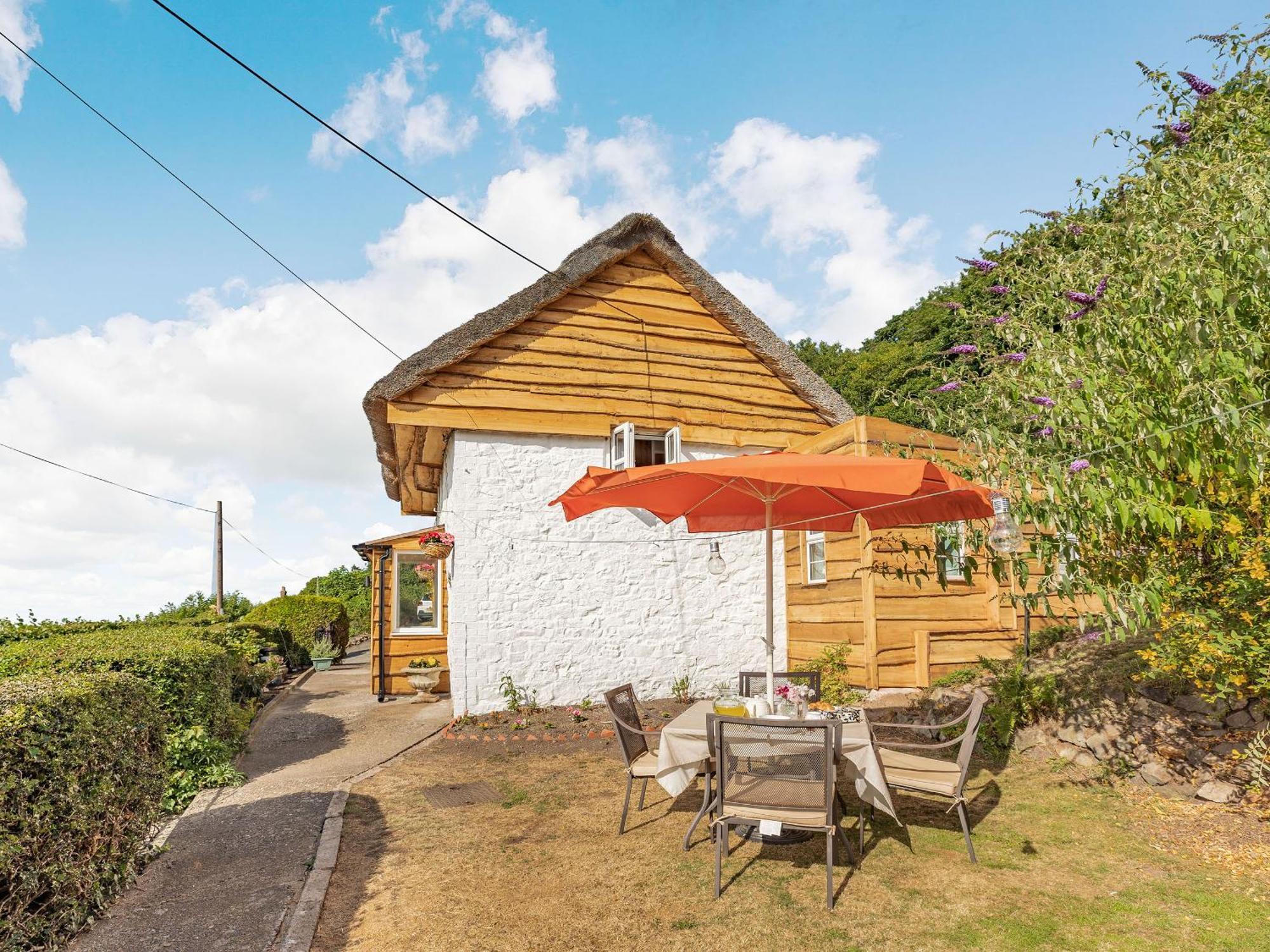 Pontesbury Elsies Cottage מראה חיצוני תמונה