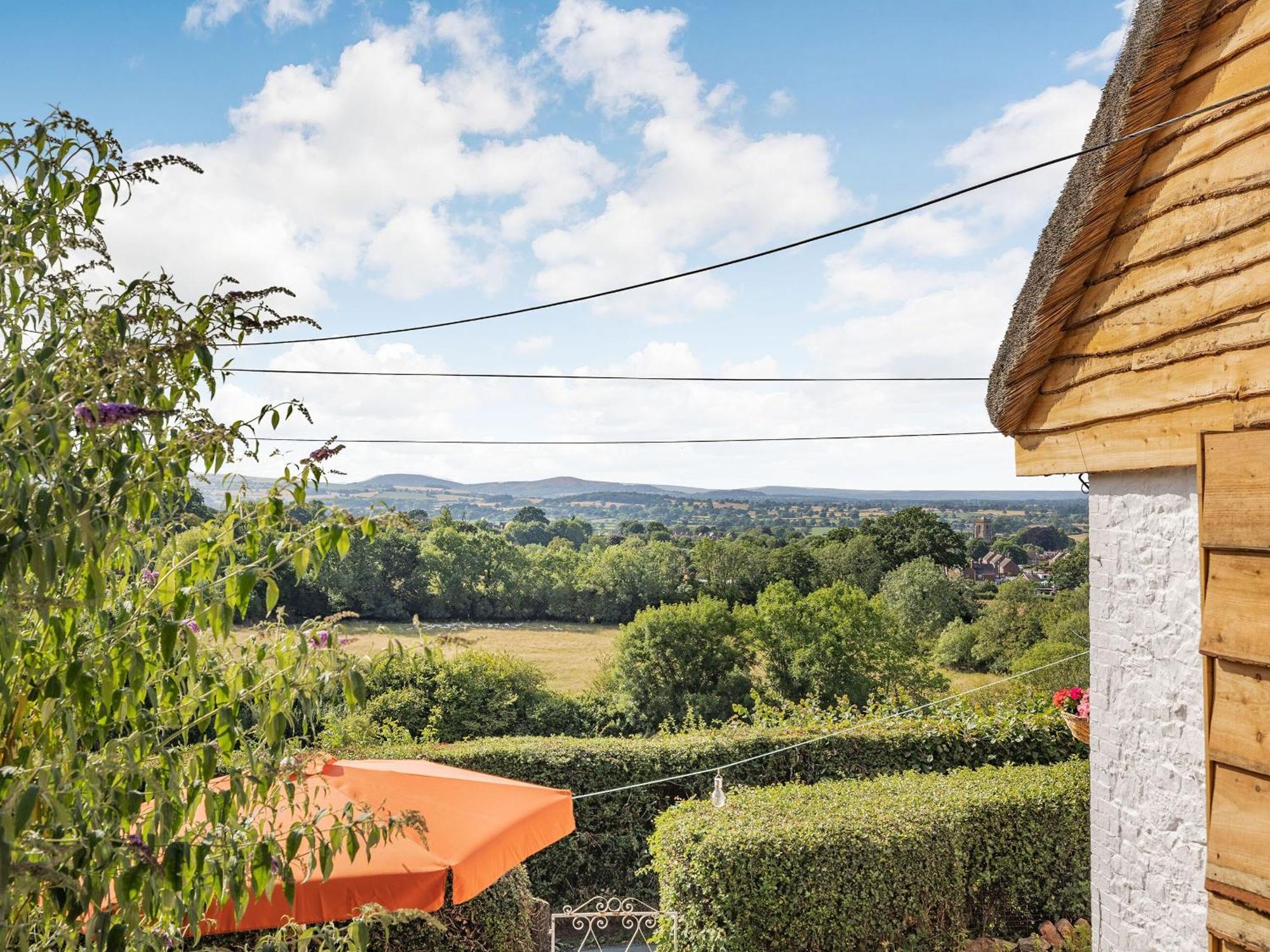 Pontesbury Elsies Cottage מראה חיצוני תמונה